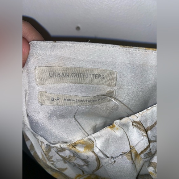 Beautiful white spring dress! Worn once!! Fits smaller, pretty short. - Picture 3 of 3